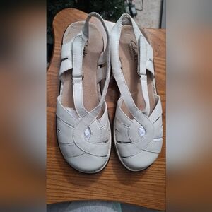 Clarks Women's Ashland Sandals , Ivory , Size 8